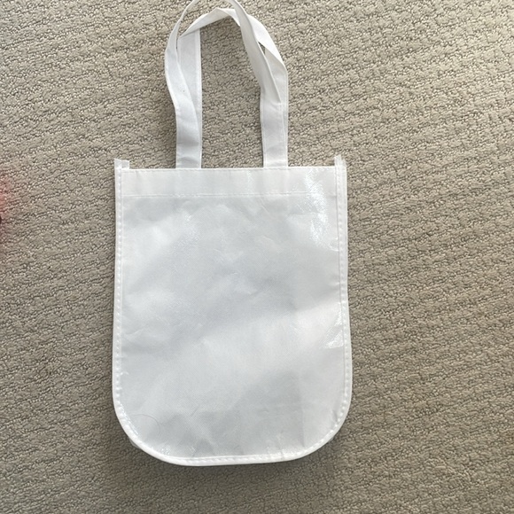 FREE WITH PURCHASE -gift Bag - Picture 2 of 2